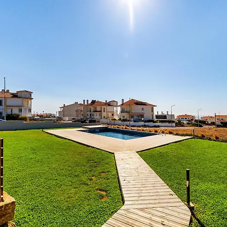 Whome Surf & Relax Coastal In Ericeira 公寓 *