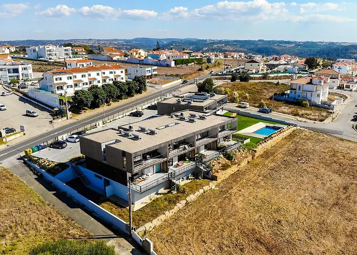 Whome Surf & Relax Coastal In Ericeira * Santo Isidoro